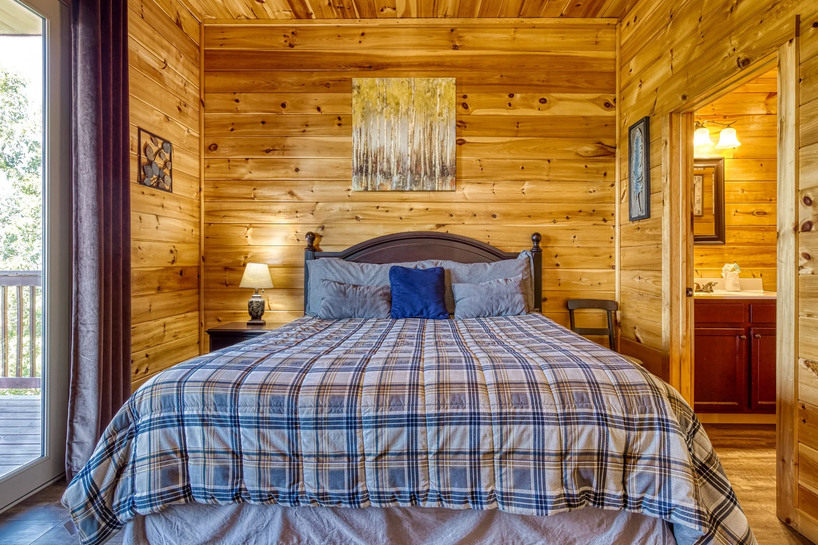 SUMMIT VISTA LODGE