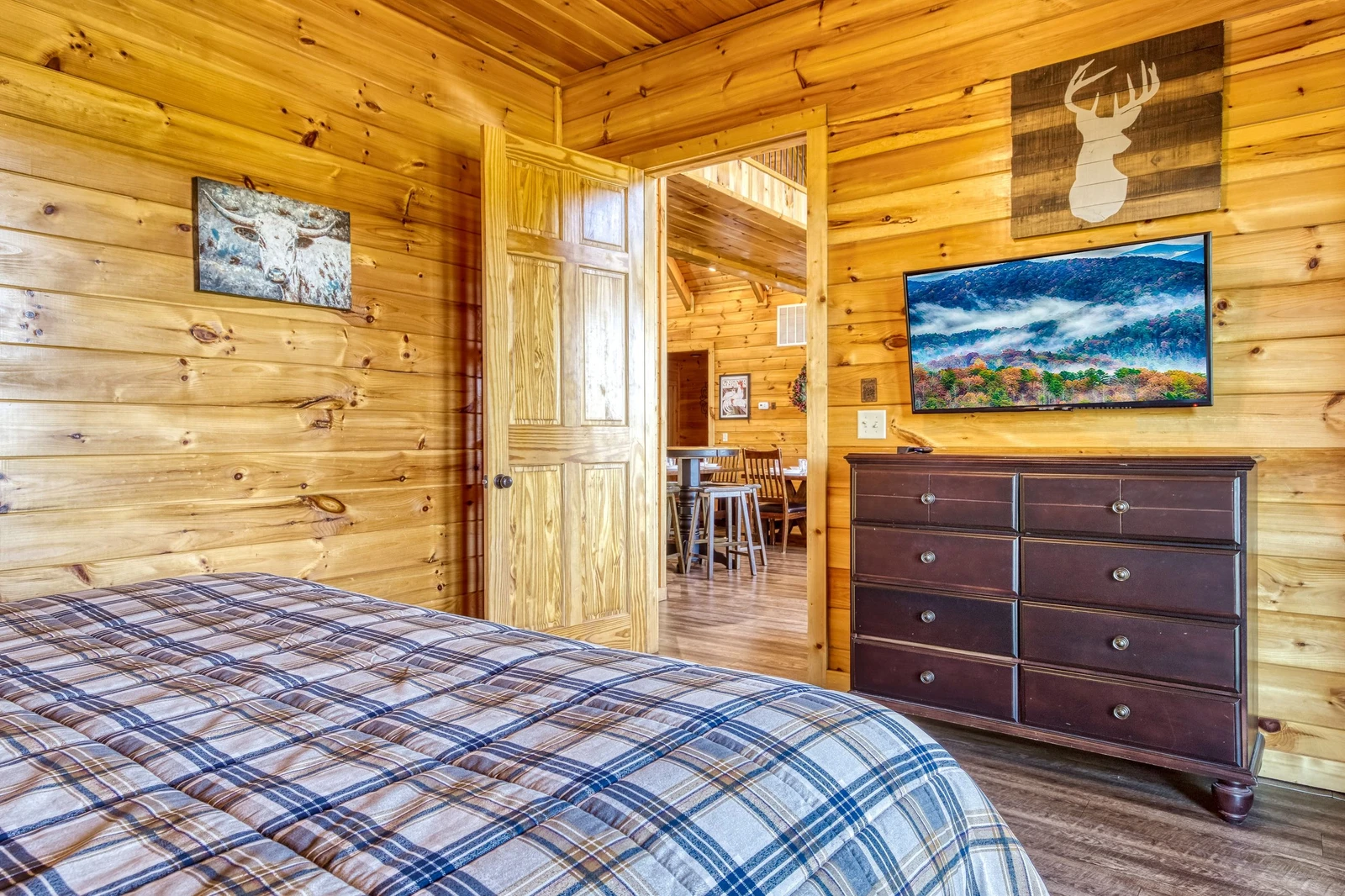 SUMMIT VISTA LODGE