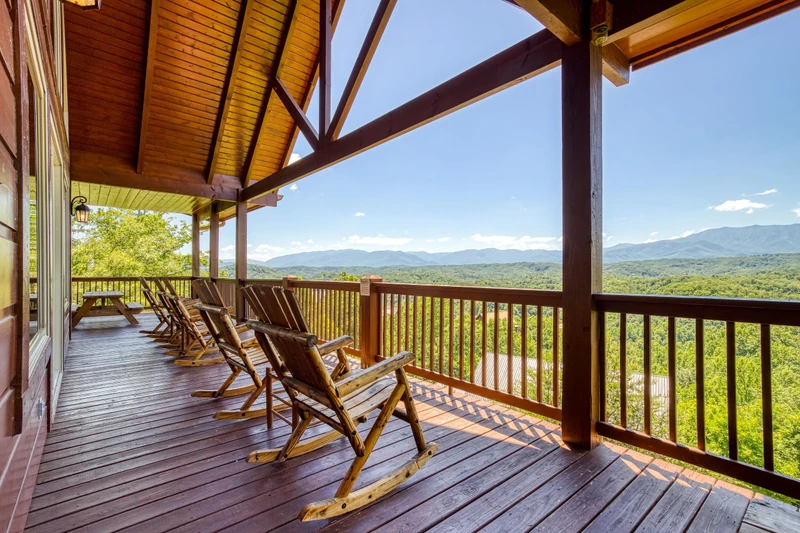 SUMMIT VISTA LODGE
