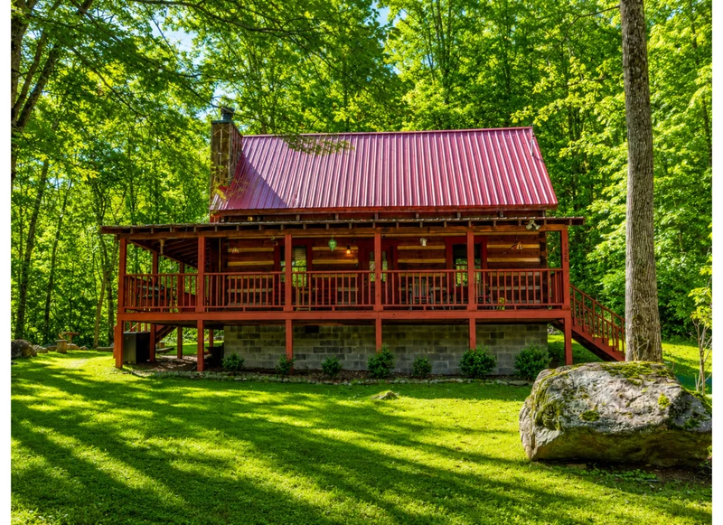 CREEKVIEW GETAWAY