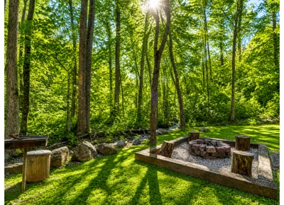CREEKVIEW GETAWAY