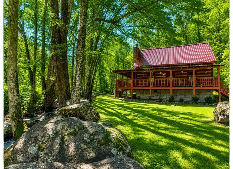 CREEKVIEW GETAWAY
