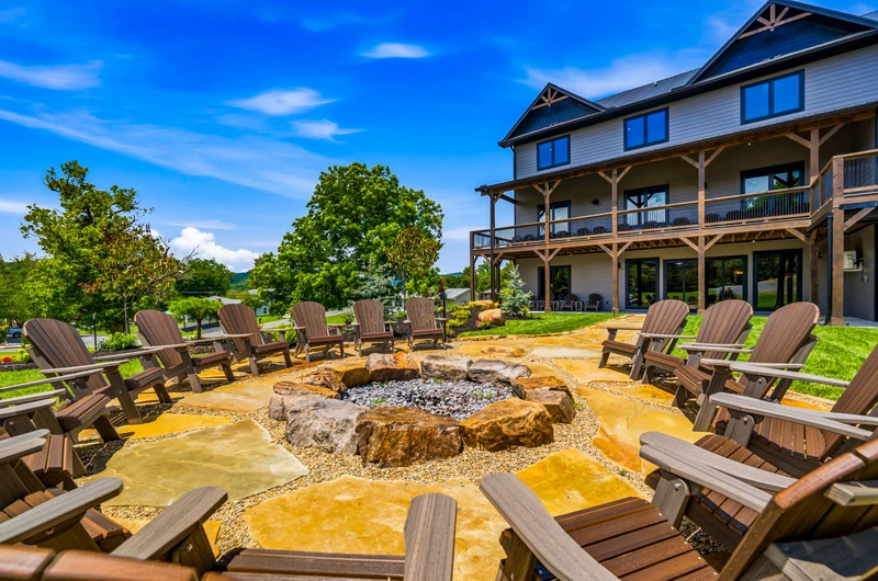 GRAND FORGE LODGE