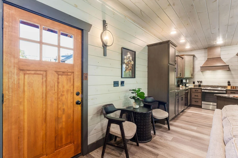 BEAR CREEK LODGE