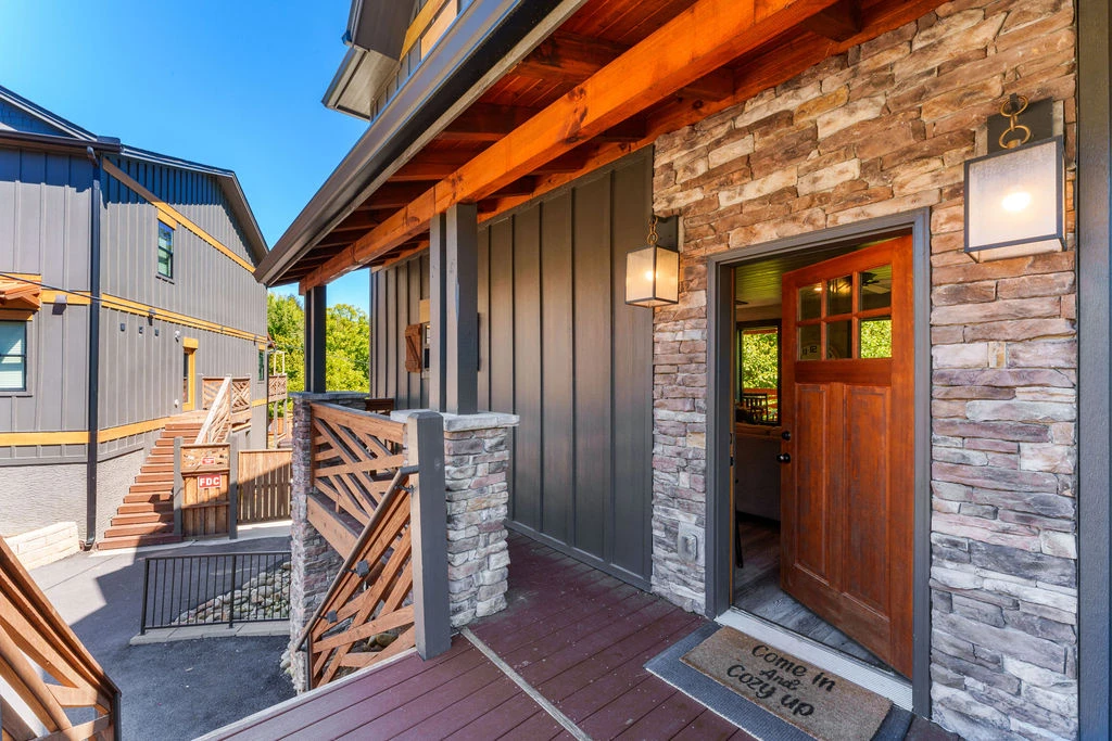BEAR CREEK LODGE