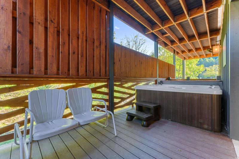 BEAR CREEK LODGE